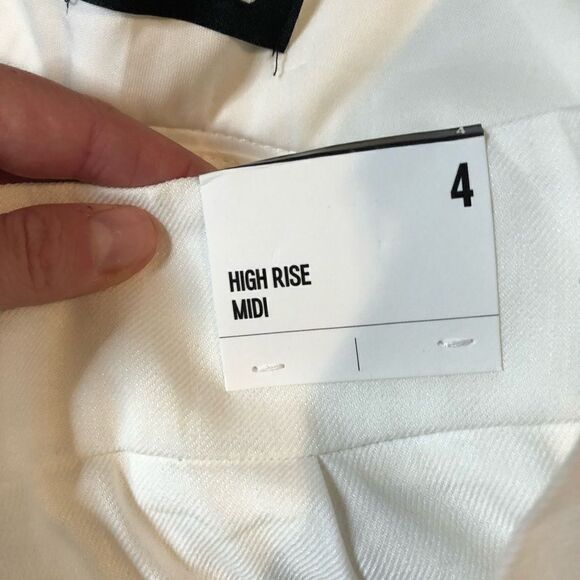NWT! High rise midi linen blend shorts - Picture 8 of 11